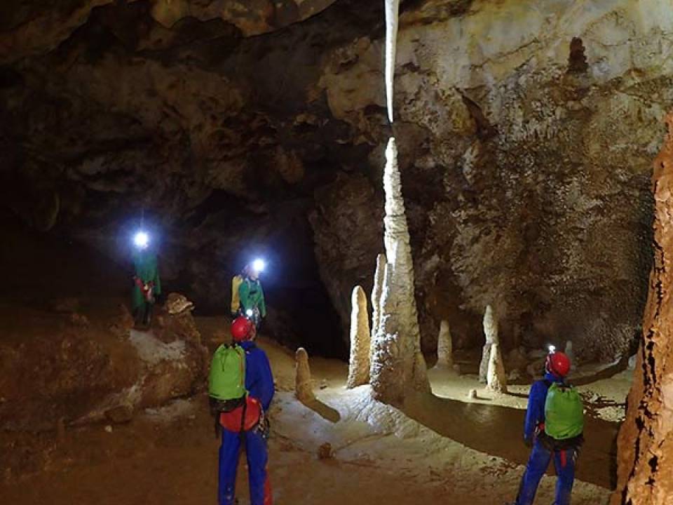 spéléo sportive bivouac gouffre de Bexanka