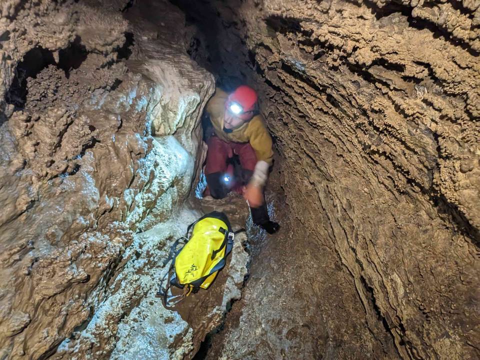 aller retour spéléo pour les experts aux Moustayous