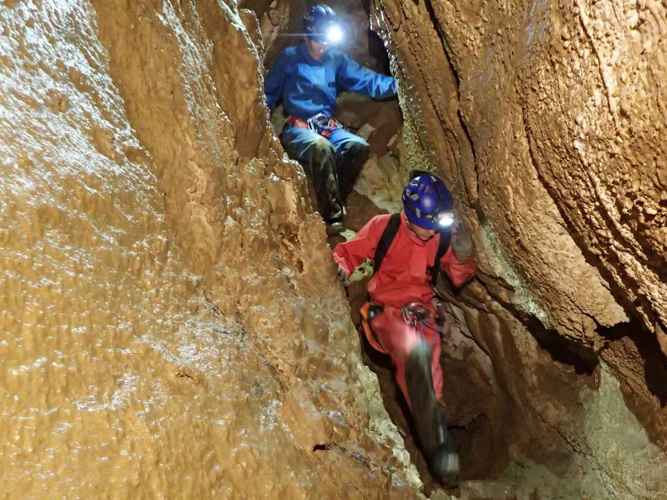 Spéléo sportive de la traversée Hayau