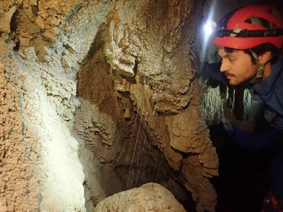 spéléo sportive grotte des Eaux Chaudes