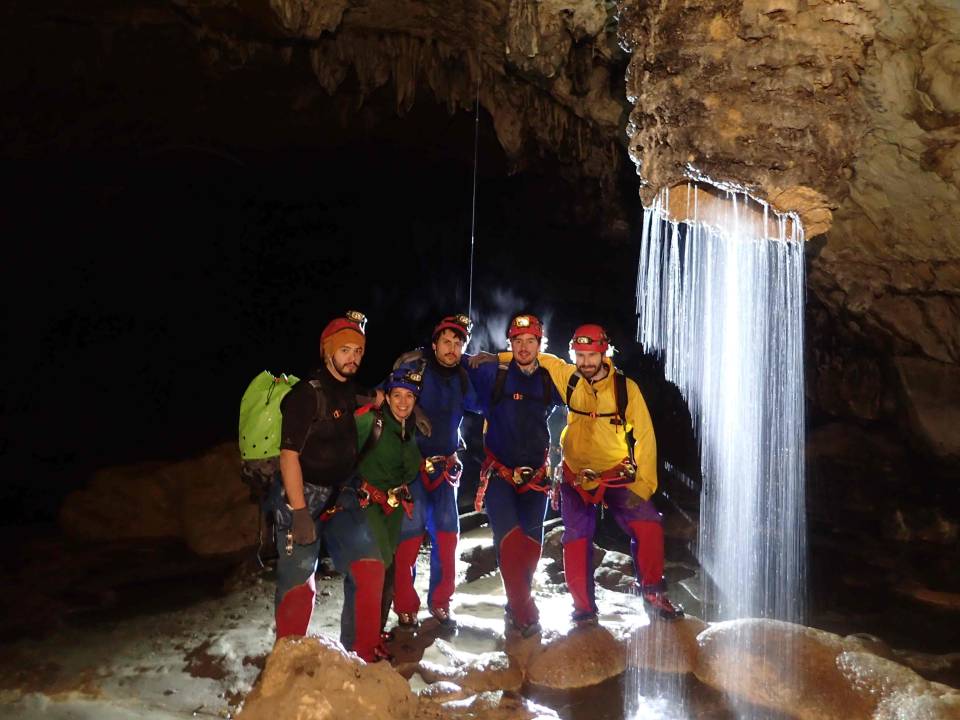 spéléo sportive grotte des Eaux Chaudes